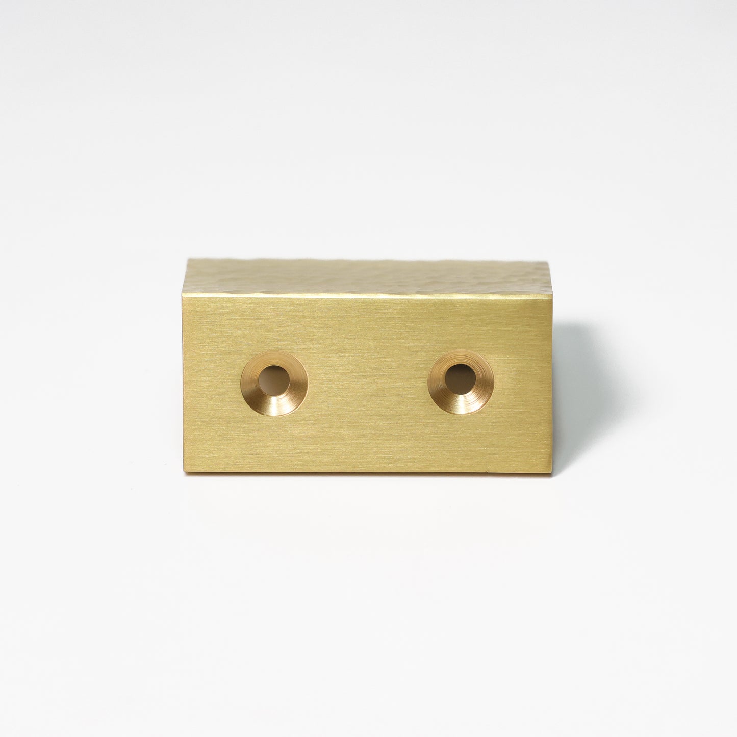 Impact Hammered Edge Pull – Satin Brass Matte Lacquer