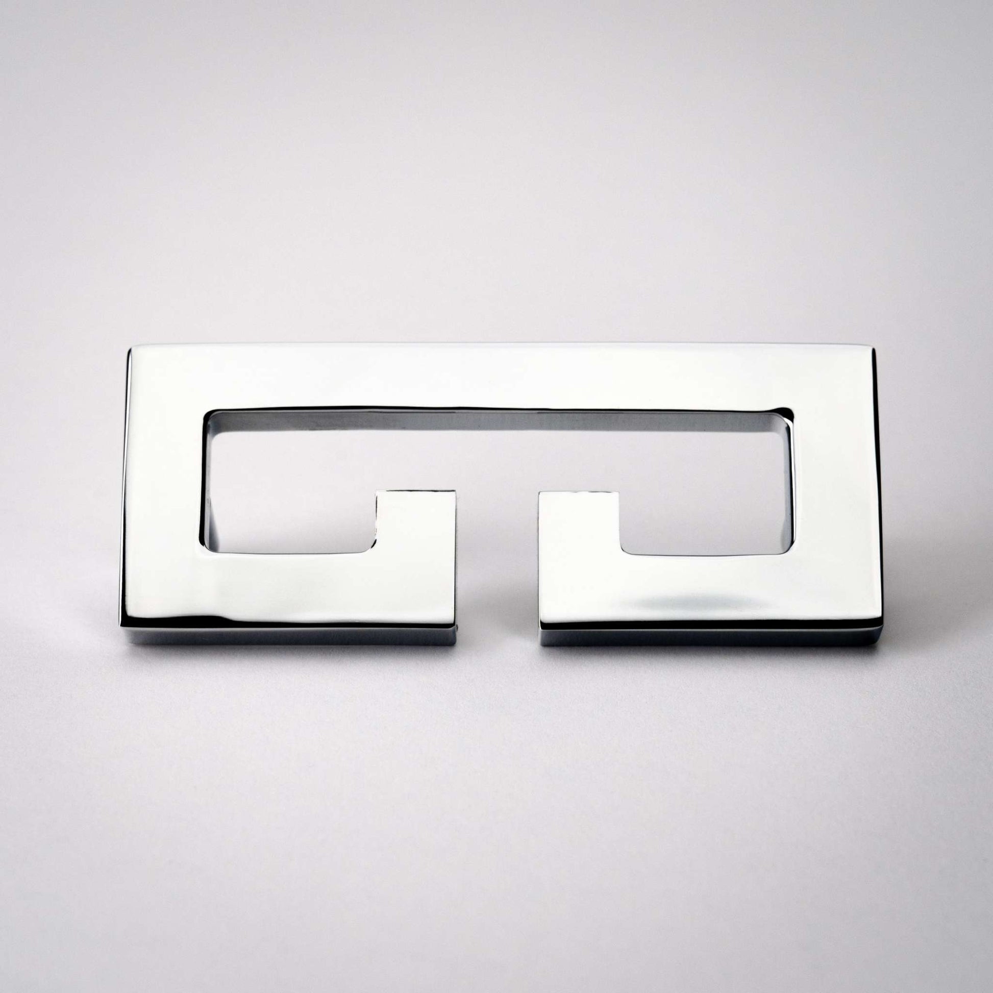 Chloe, Solid Brass Greek Key Pull
Chloe, our solid brass modern Greek Key pull is certainly an artful addition to the home. It's unique shape makes any door or cabinet look classy and chic. With ChpullChloe, Solid Brass Greek Key Pull