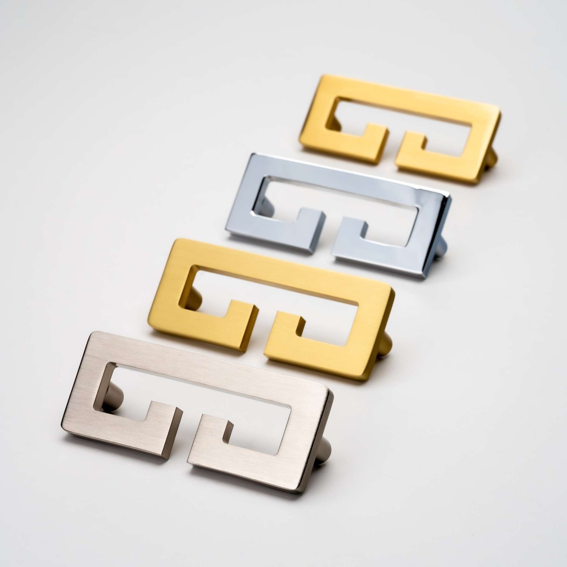 Chloe, Solid Brass Greek Key Pull
Chloe, our solid brass modern Greek Key pull is certainly an artful addition to the home. It's unique shape makes any door or cabinet look classy and chic. With ChpullChloe, Solid Brass Greek Key Pull