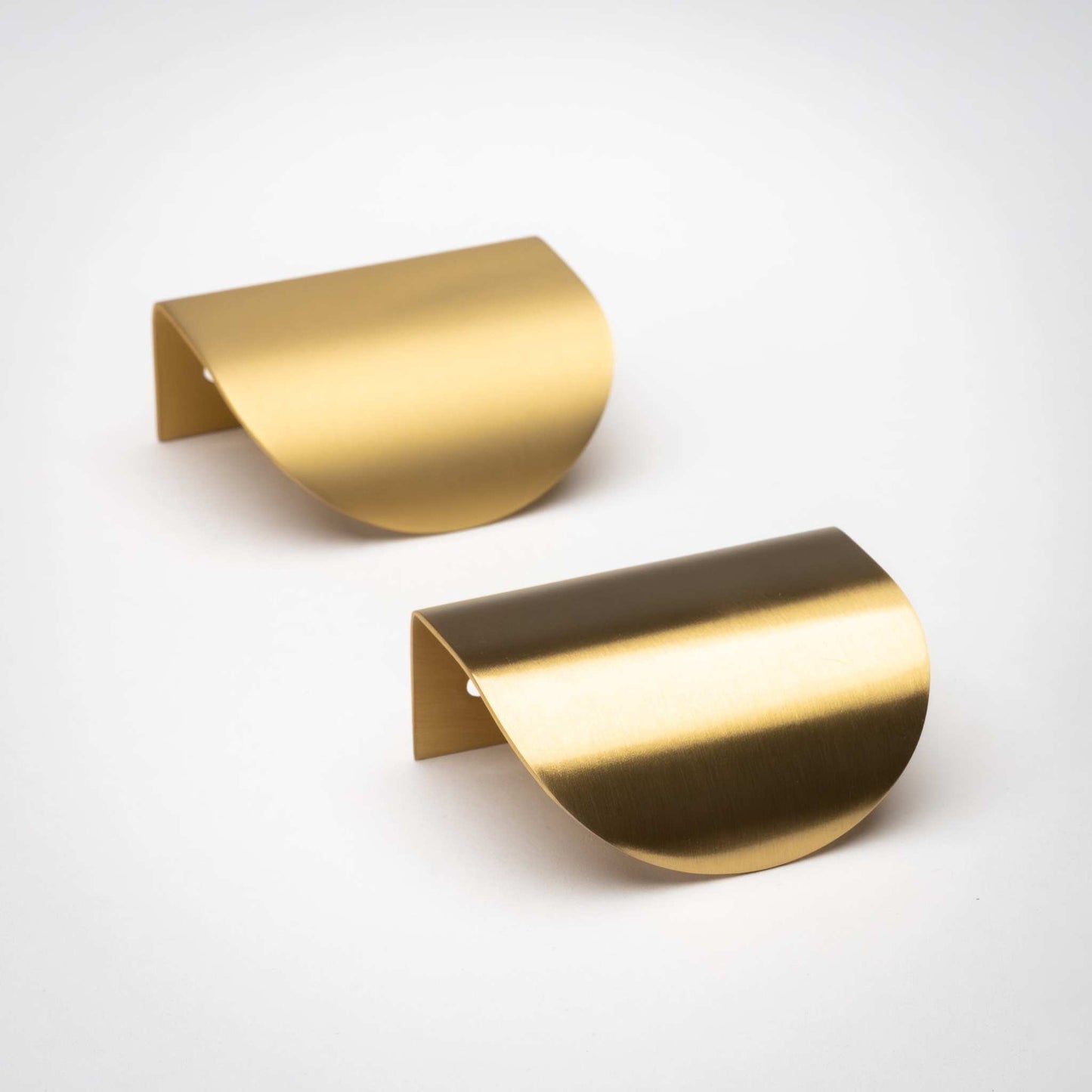Curve Pull, Solid Brass Edge Pulls