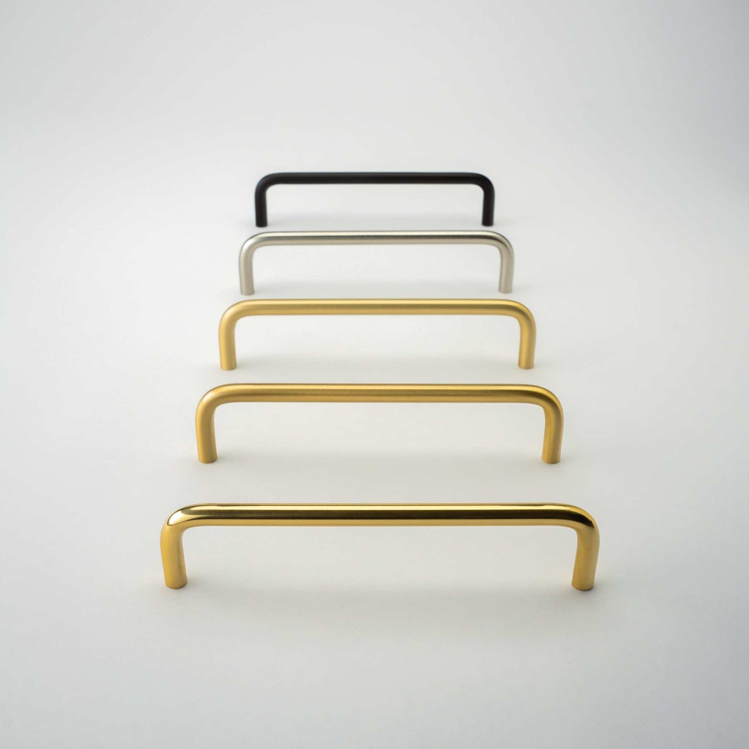 Arch, Solid Brass Wire Cabinet Pulls
Effortlessly beautiful, Arch pull brings a minimalist elegance to your kitchen or bath. Its solid brass construction gives this pieces a solid feel in the hand, wpullArch, Solid Brass Wire Cabinet Pulls