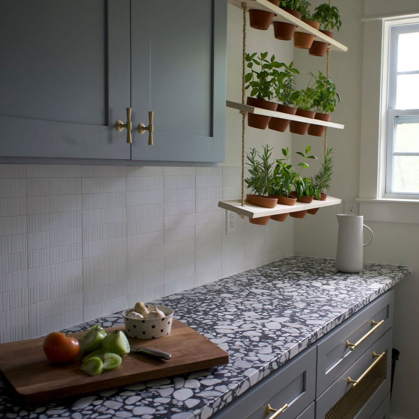 Tuxedo, Solid Brass Cabinet Pulls
Meet Tuxedo, our new deco-inspired cabinet knob. A sleek, classic design with a modern edge. Its beautiful "stacked" base and tapered ends add visual interest, repullTuxedo, Solid Brass Cabinet Pulls