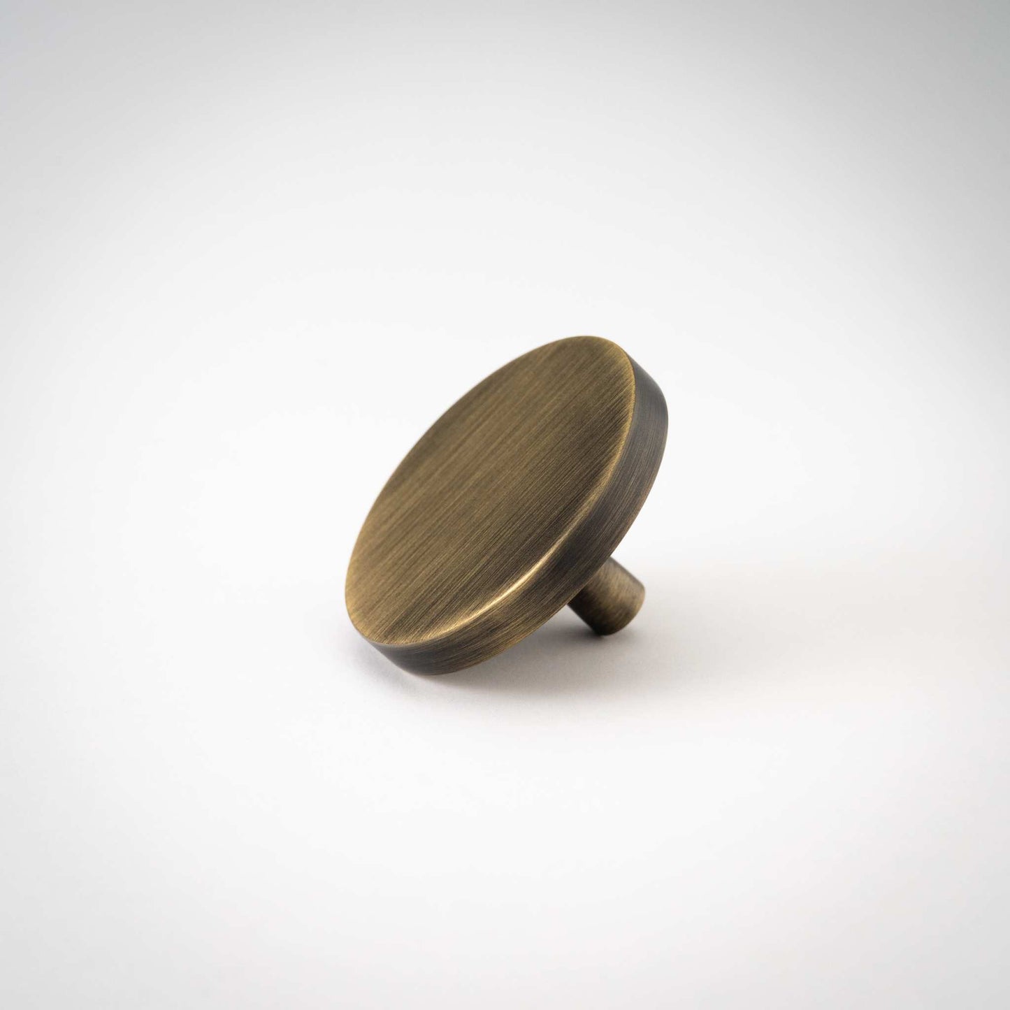 Rondelle, Solid Brass Cabinet Knobs
Our Rondelle Knob adds a touch of elegant simplicity to any contemporary or transitional space. The solid brass construction has an incredible weight in the hand,KnobRondelle, Solid Brass Cabinet Knobs