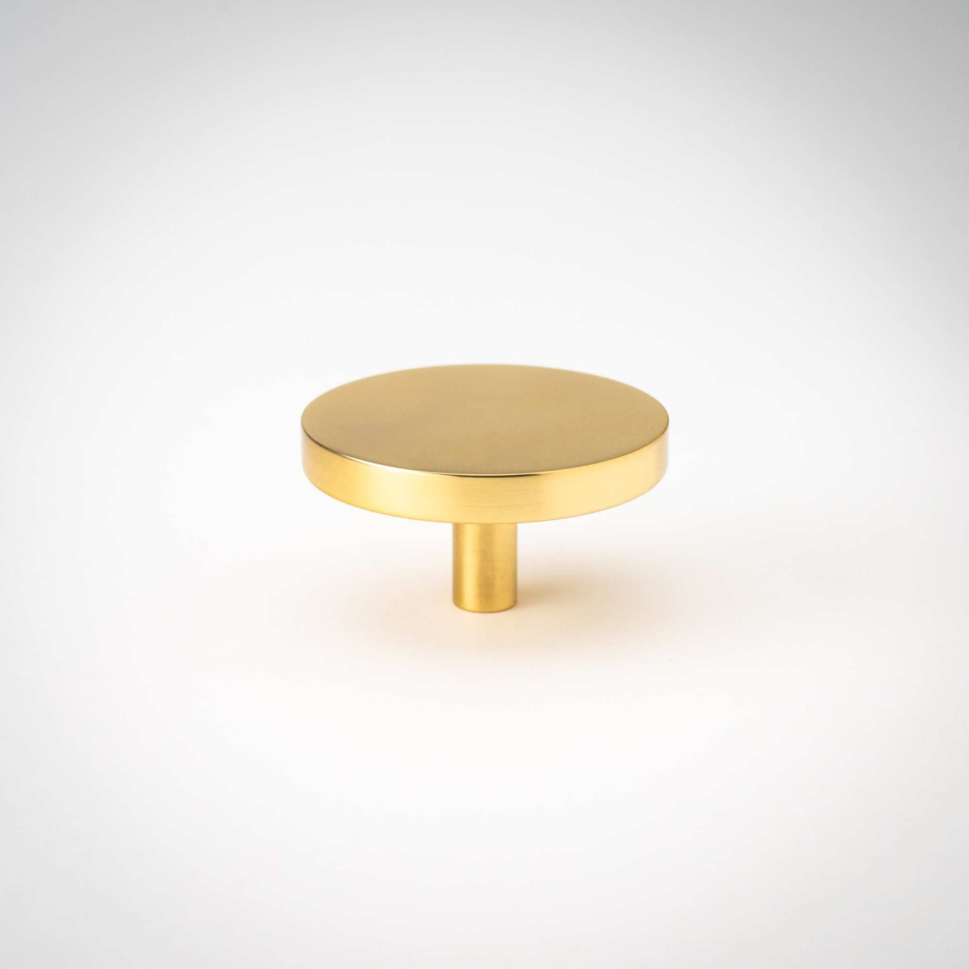 Rondelle, Solid Brass Cabinet Knobs
Our Rondelle Knob adds a touch of elegant simplicity to any contemporary or transitional space. The solid brass construction has an incredible weight in the hand,KnobRondelle, Solid Brass Cabinet Knobs