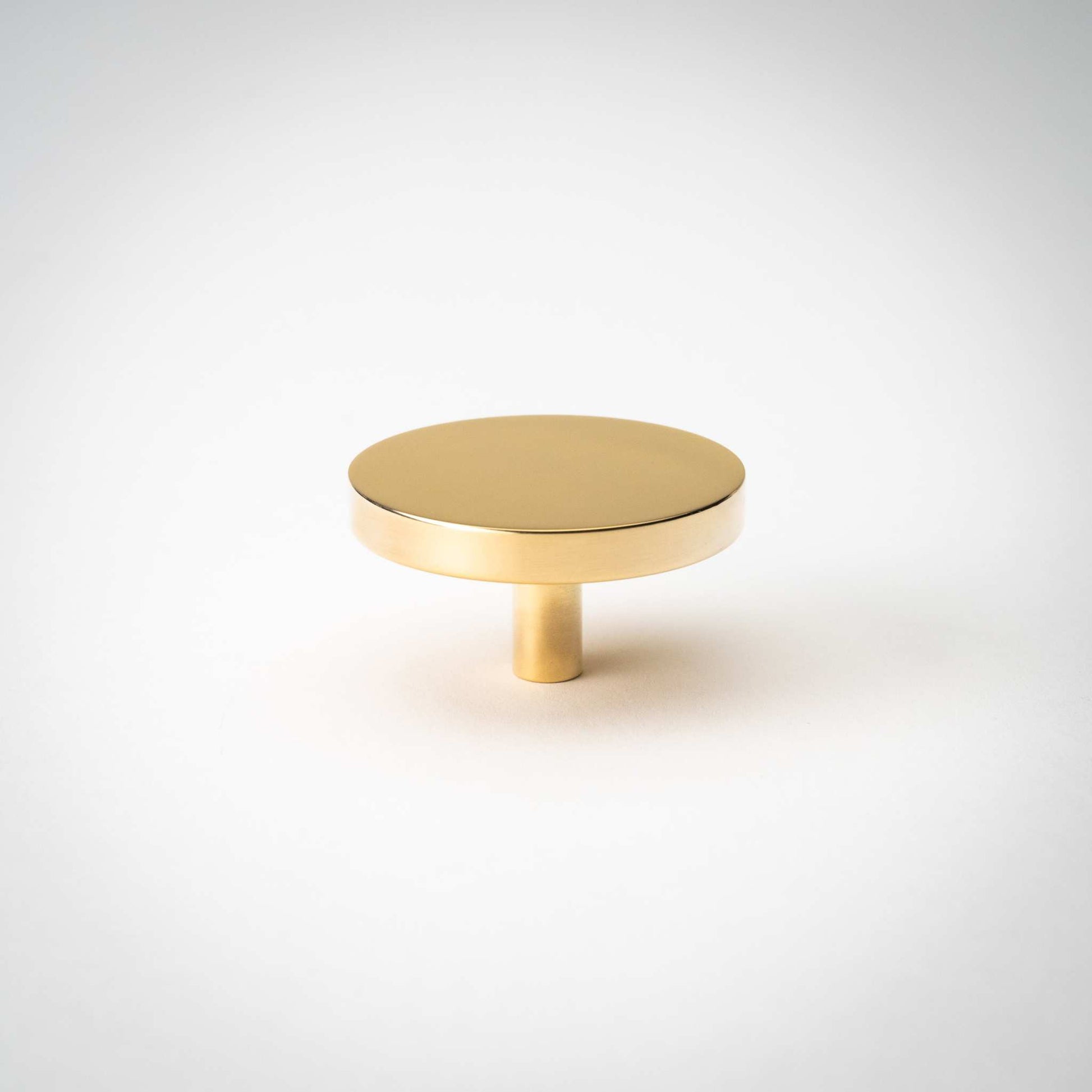 Rondelle, Solid Brass Cabinet Knobs
Our Rondelle Knob adds a touch of elegant simplicity to any contemporary or transitional space. The solid brass construction has an incredible weight in the hand,KnobRondelle, Solid Brass Cabinet Knobs
