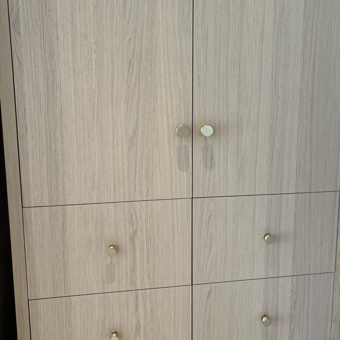 Original and Giant Gateau Knobs Installation