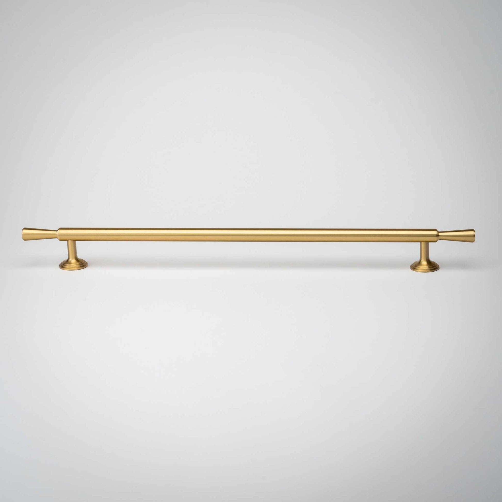 Tuxedo, Solid Brass Cabinet Pulls
Meet Tuxedo, our new deco-inspired cabinet knob. A sleek, classic design with a modern edge. Its beautiful "stacked" base and tapered ends add visual interest, repullTuxedo, Solid Brass Cabinet Pulls