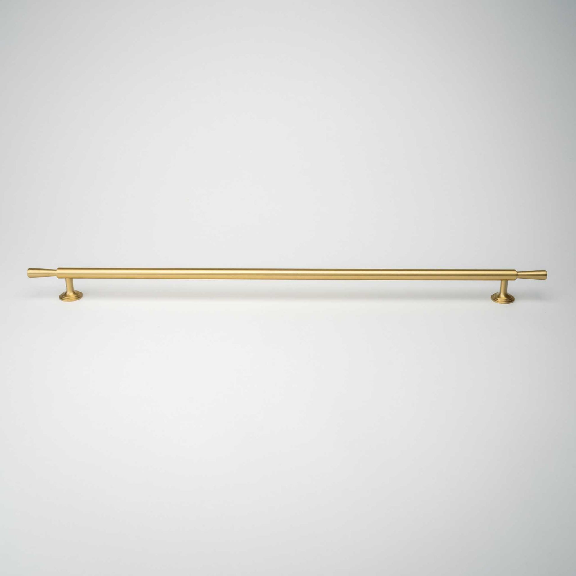 Tuxedo, Solid Brass Cabinet Pulls
Meet Tuxedo, our new deco-inspired cabinet knob. A sleek, classic design with a modern edge. Its beautiful "stacked" base and tapered ends add visual interest, repullTuxedo, Solid Brass Cabinet Pulls