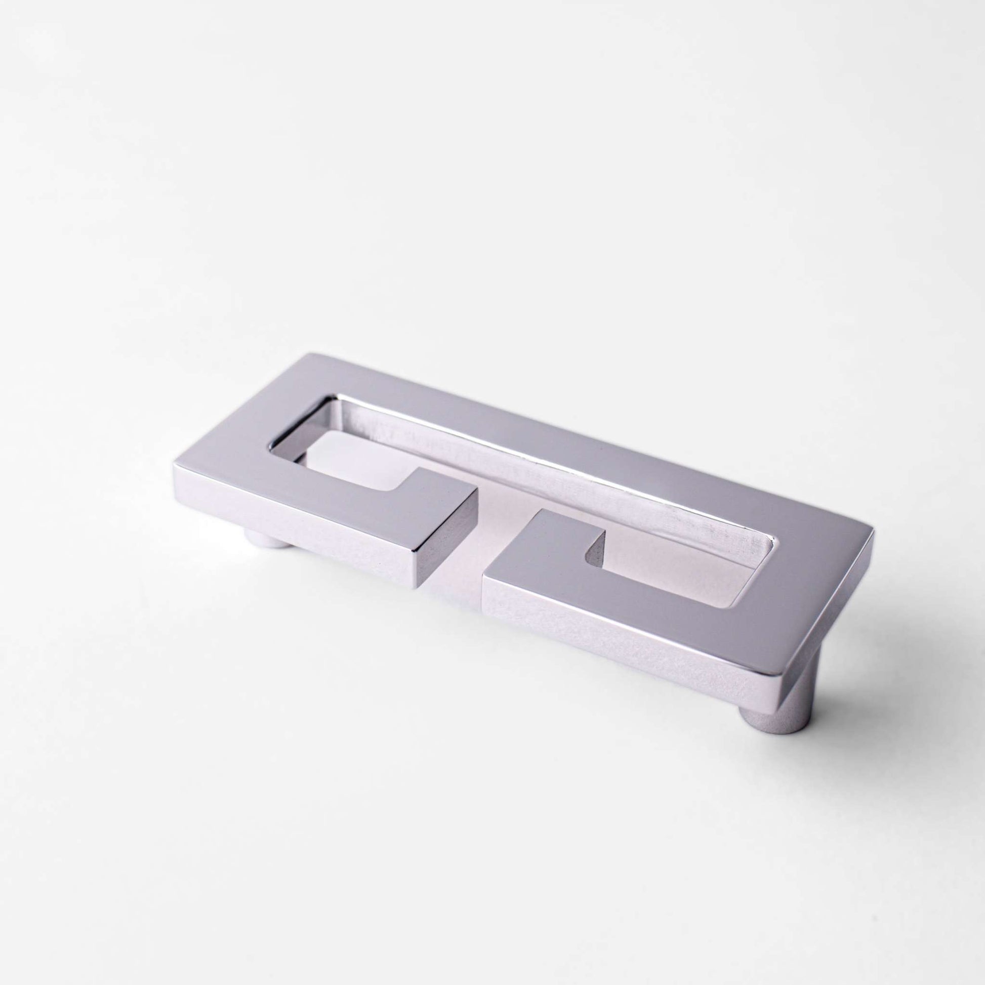 Chloe, Solid Brass Greek Key Pull
Chloe, our solid brass modern Greek Key pull is certainly an artful addition to the home. It's unique shape makes any door or cabinet look classy and chic. With ChpullChloe, Solid Brass Greek Key Pull