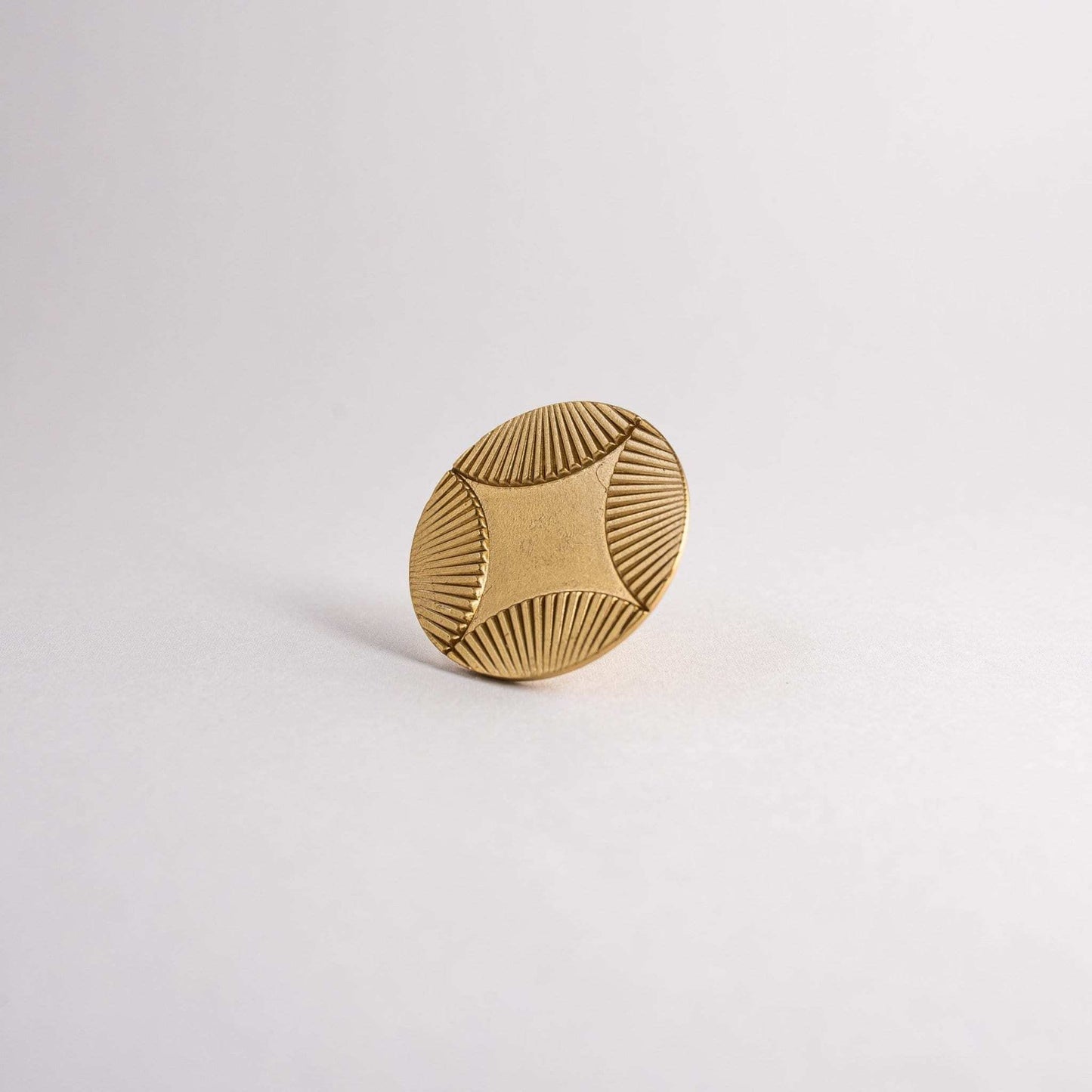 Find unique brass cabinet knobs | solid brass cabinet hardware | knobs for traditional cabinets