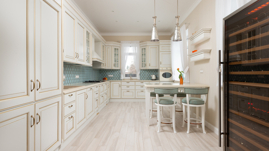 Elegant White Kitchen Cabinets With Gold Knobs And Pulls