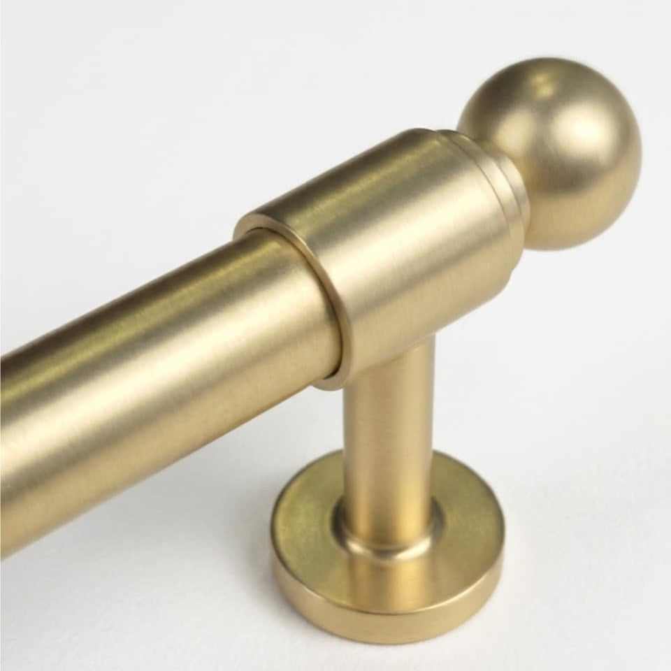 Bishop Appliance Pull, Satin Brass Matte Lacquer