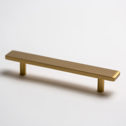 Auburn Cabinet Pull, studio product view