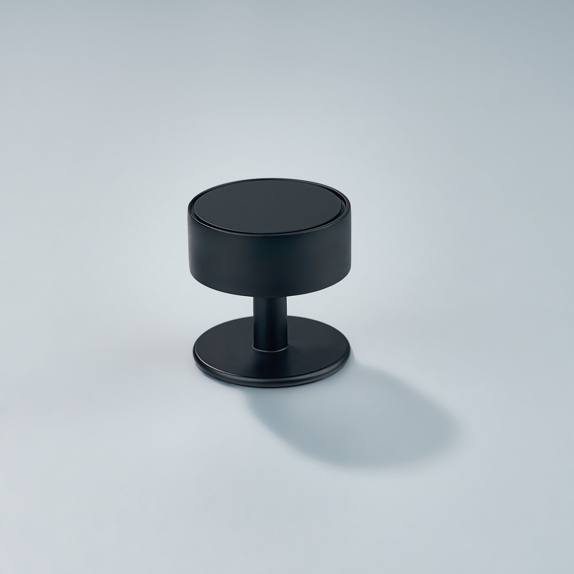 Gateau, Solid Brass Knobs in matte black
