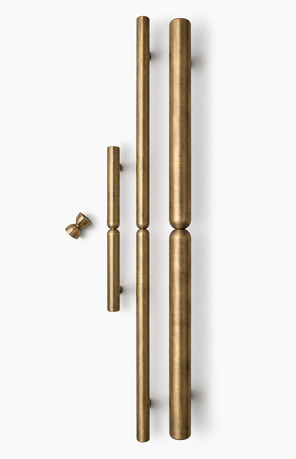 Cronos hardware in antique bronze with matte lacquer