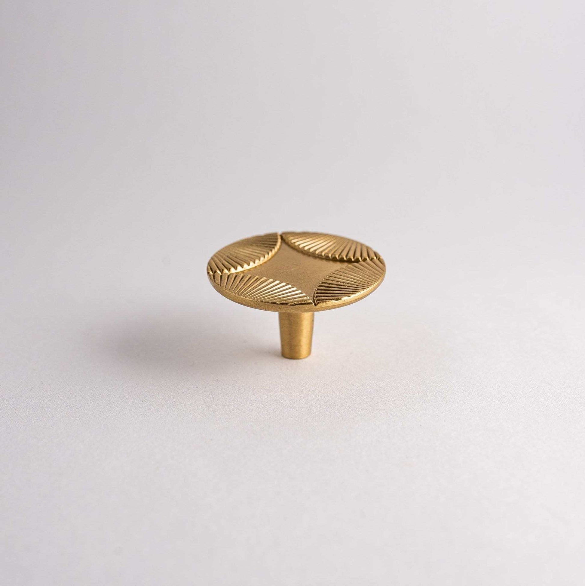 Find unique brass cabinet knobs | solid brass cabinet hardware | knobs for traditional cabinets