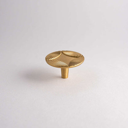Find unique brass cabinet knobs | solid brass cabinet hardware | knobs for traditional cabinets